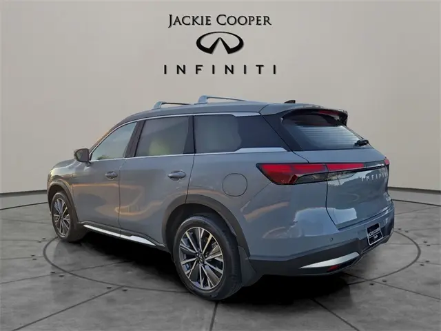 2026 Infiniti QX60 Luxe photo 3