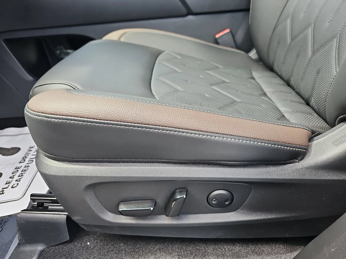 2026 Nissan Pathfinder Platinum - Photo 33