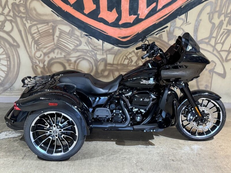 FLTRT 2024 Road Glide 3