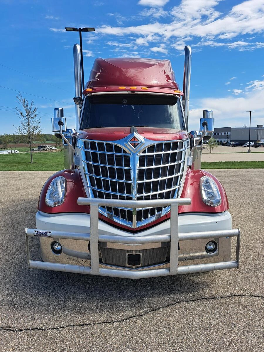 2021 International LoneStar — photo 5