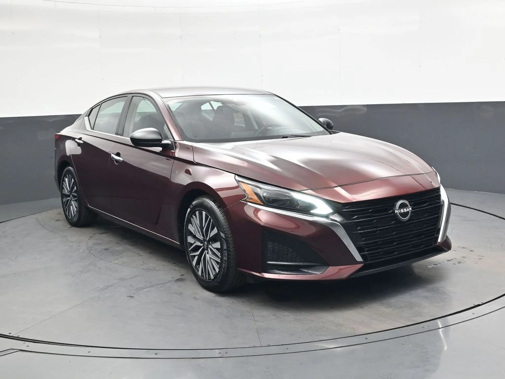 2024 Nissan Altima SV