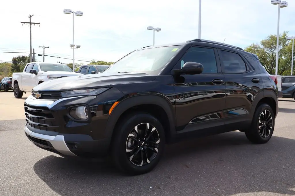 2022 Chevrolet Trailblazer LT photo 4