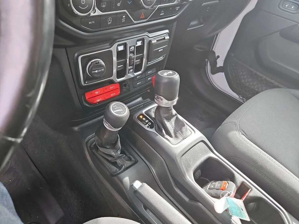 2022 Jeep Wrangler Unlimited Willys - Photo 21