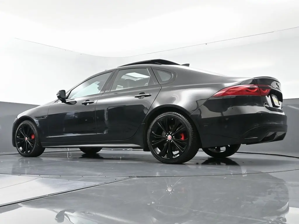 2022 Jaguar XF R-Dynamic SE photo 51