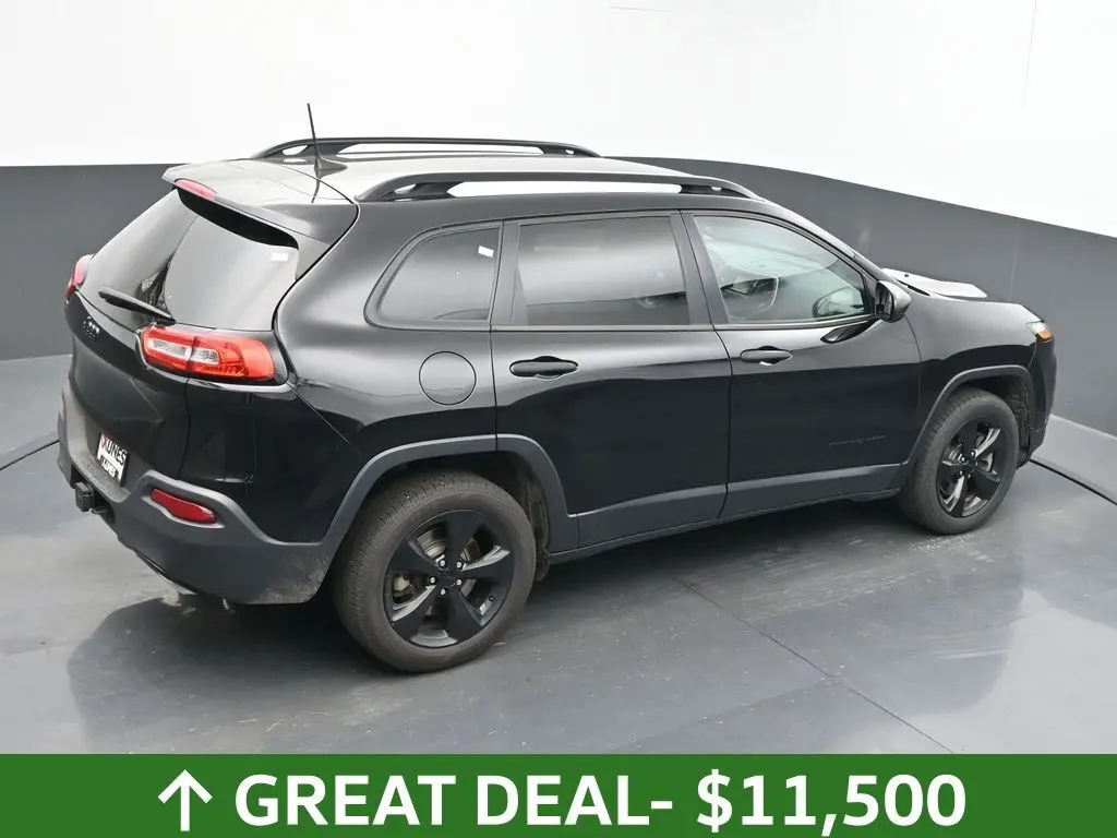 2017 Jeep Cherokee Altitude photo 30