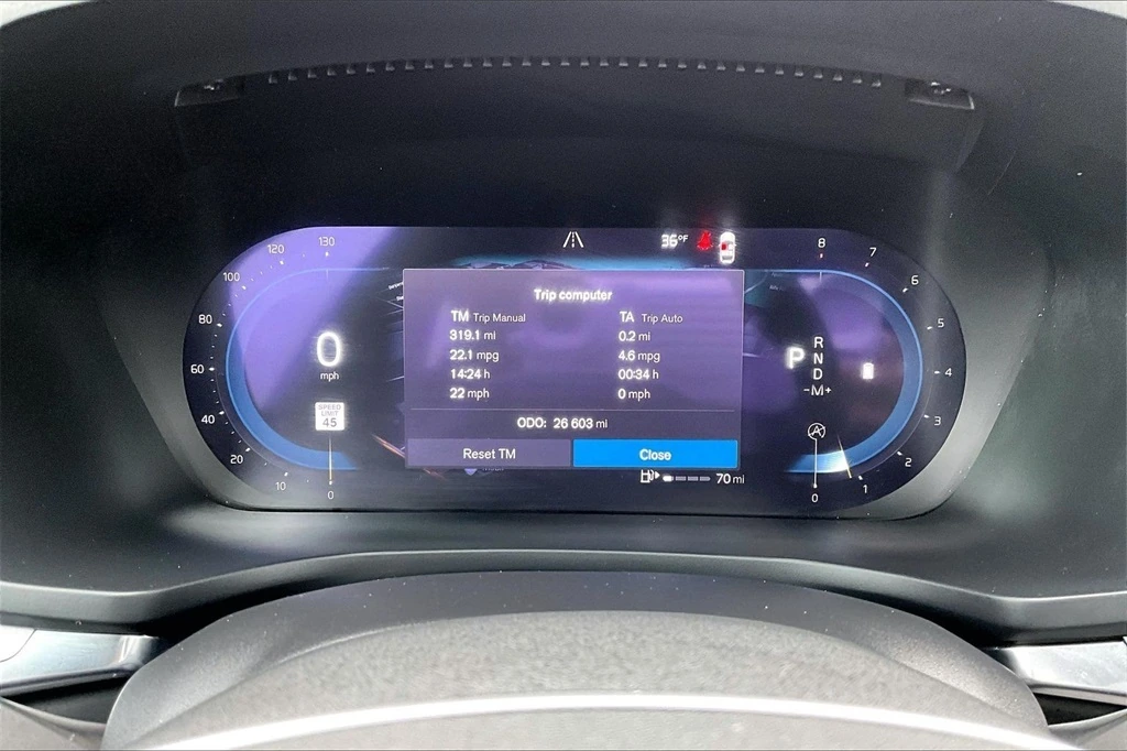 2023 Volvo - image 13