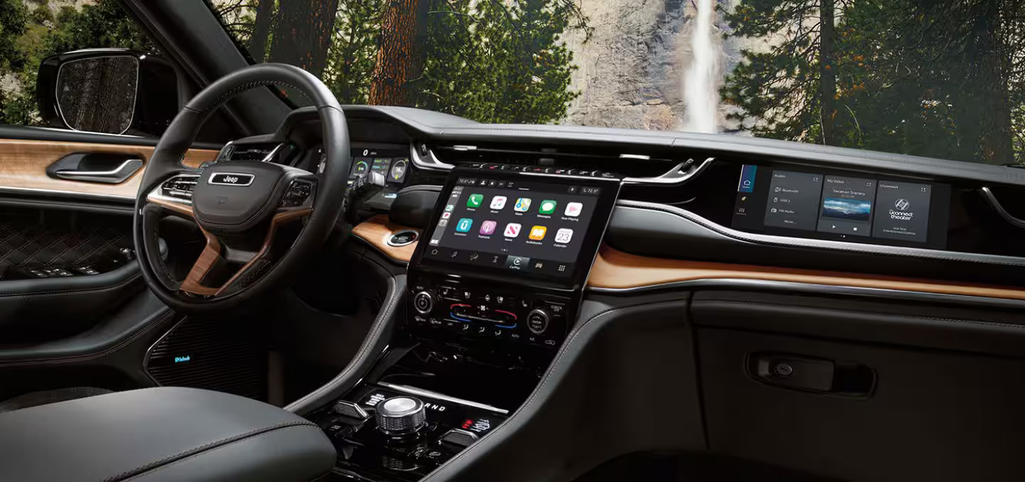 The front dash board of the jeep grand cherokee.