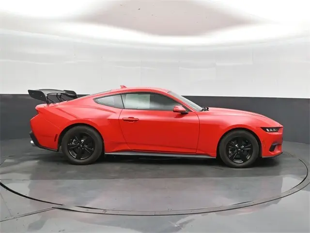 2024 Ford Mustang EcoBoost photo 5