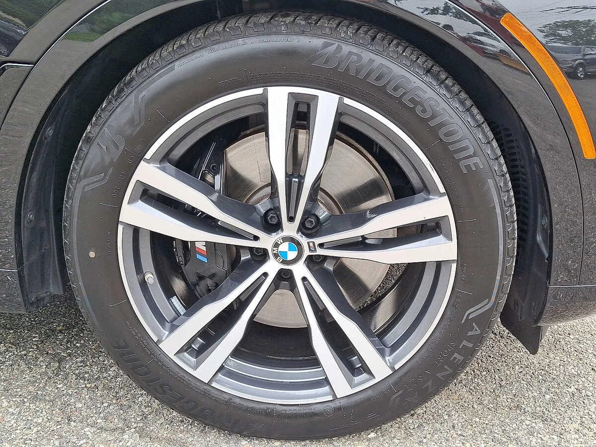 2025 BMW X7 M60i - Photo 8