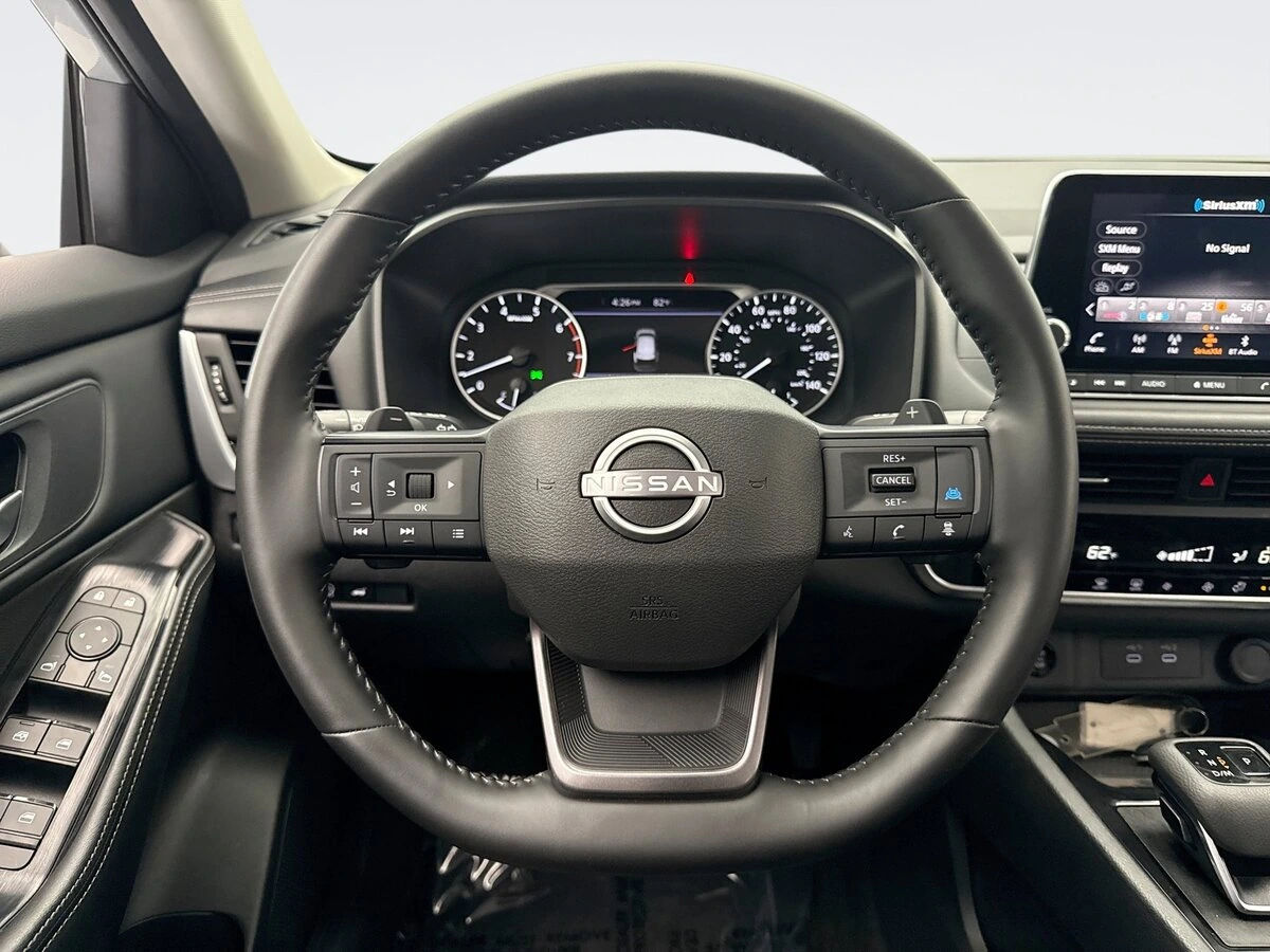 2025 Nissan Rogue SV - Photo 12