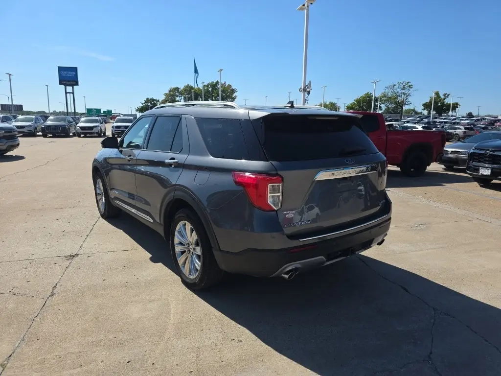 2021 Ford Explorer Limited photo 7