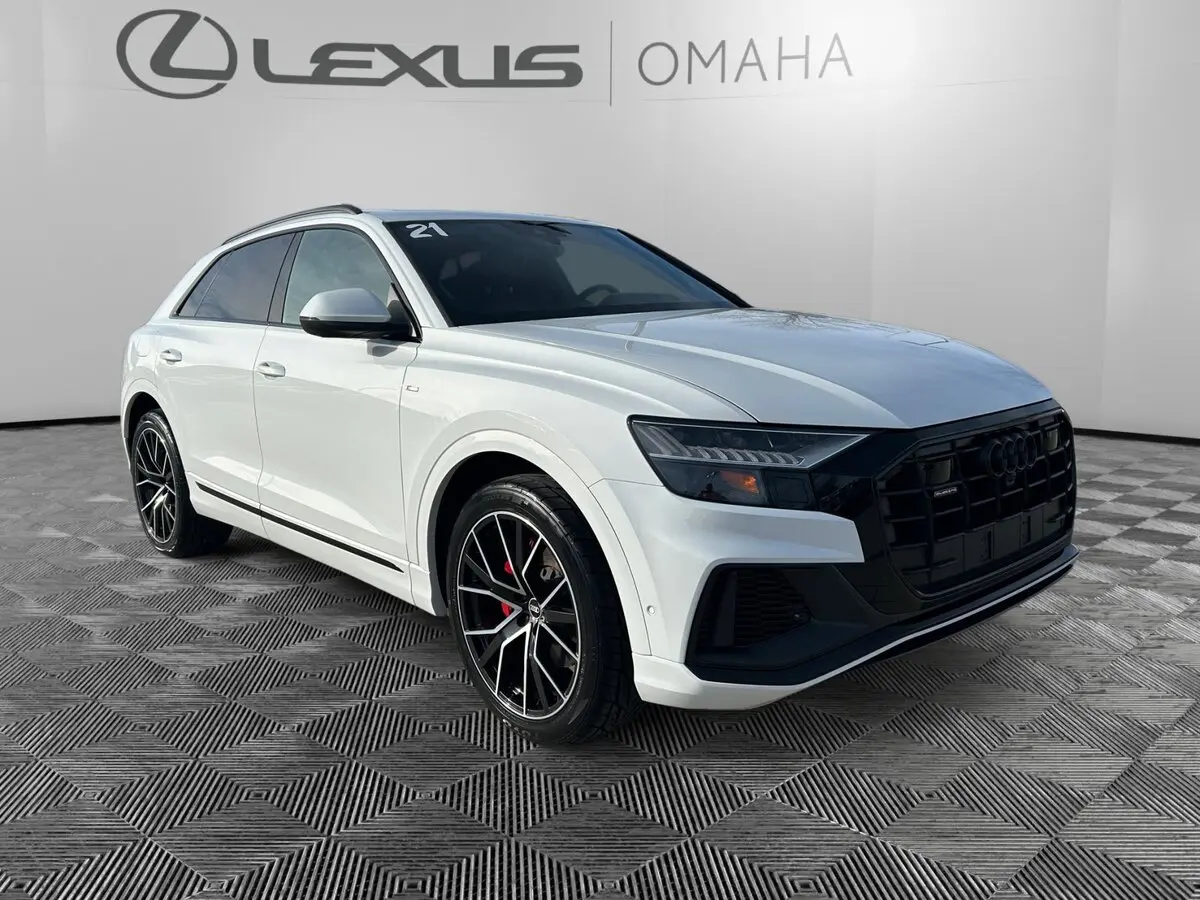 2021 Audi Q8 Prestige's photo