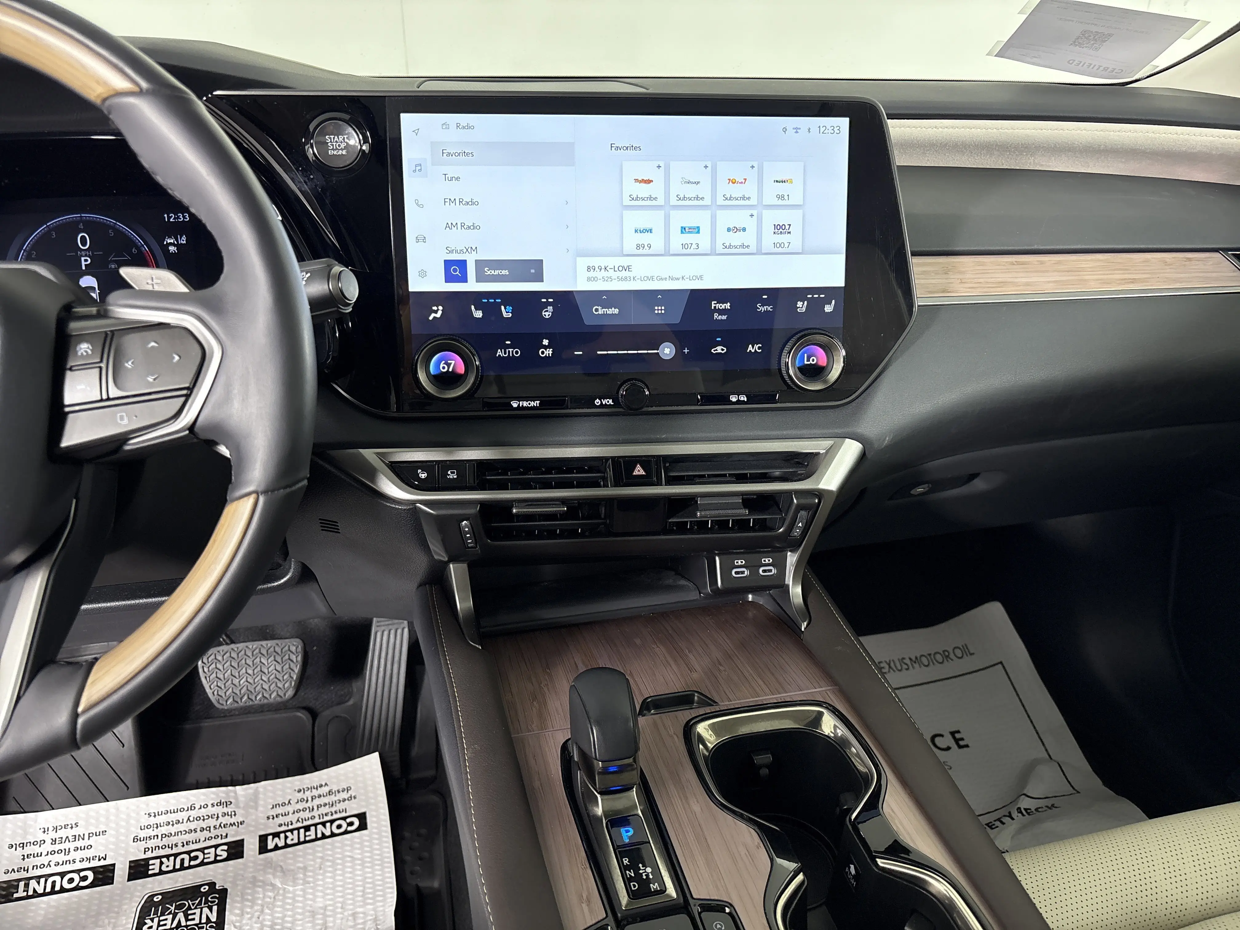 2024 Lexus RX 350 Luxury AWD photo 3