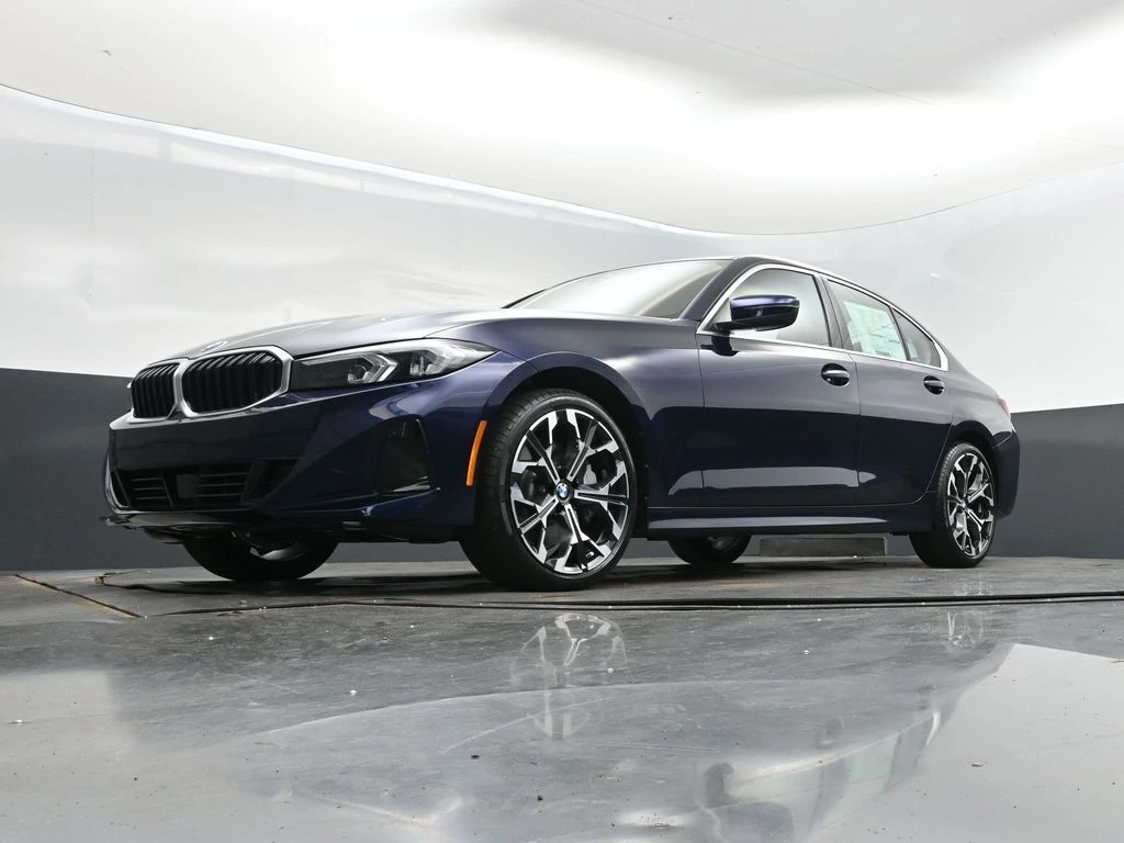 2026 BMW 3 Series 330i - Photo 38