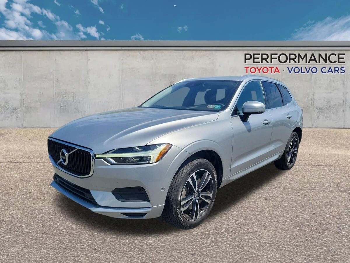 2018 Volvo XC60 T6 Momentum AWD's photo