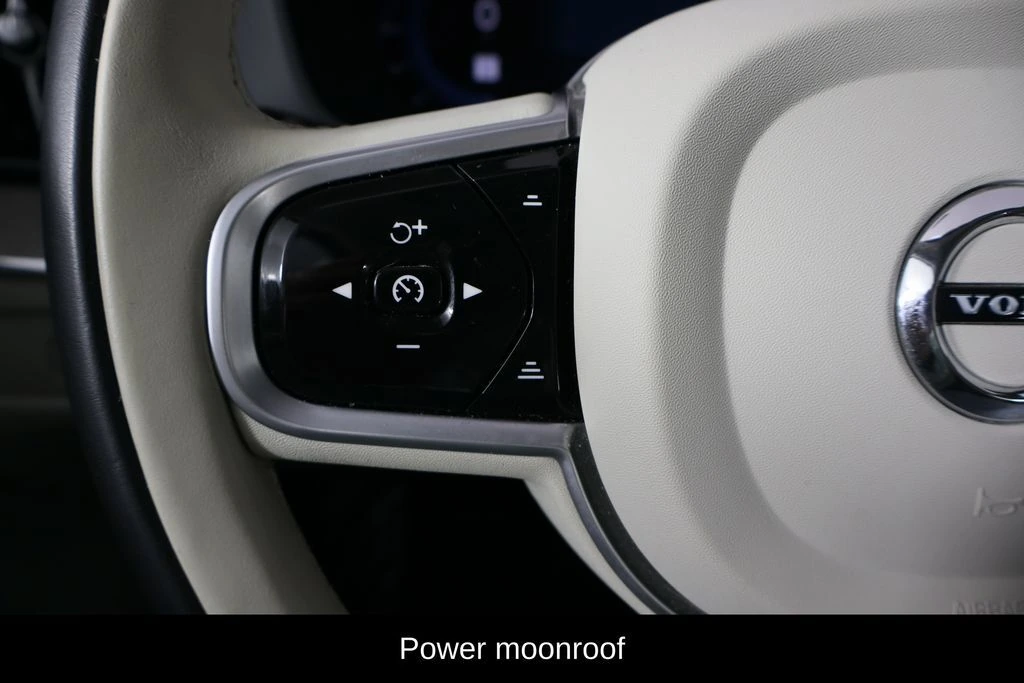 2023 Volvo - image 8