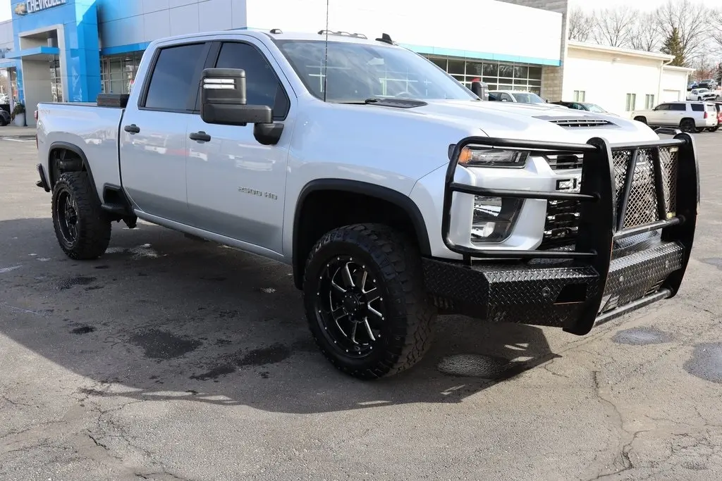 Used 2022 Chevrolet Silverado 2500HD Custom with VIN 1GC4YME76NF109610 for sale in Atwater, OH