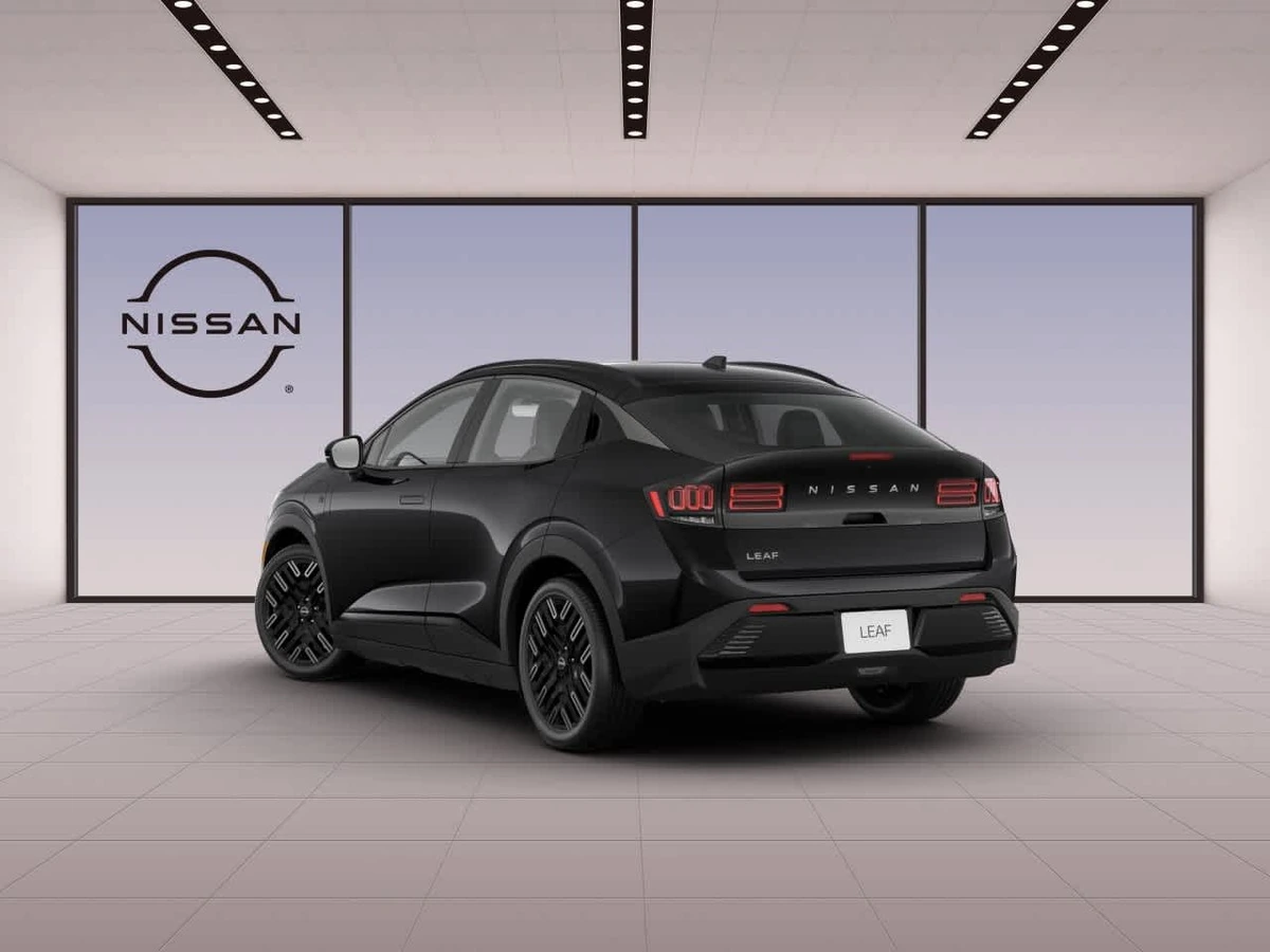 2026 Nissan LEAF Platinum+ - Photo 7