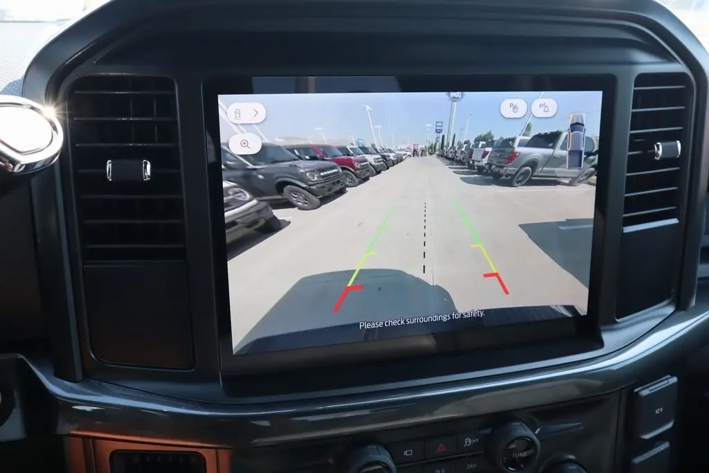 2025 Ford F-150 STX photo 6