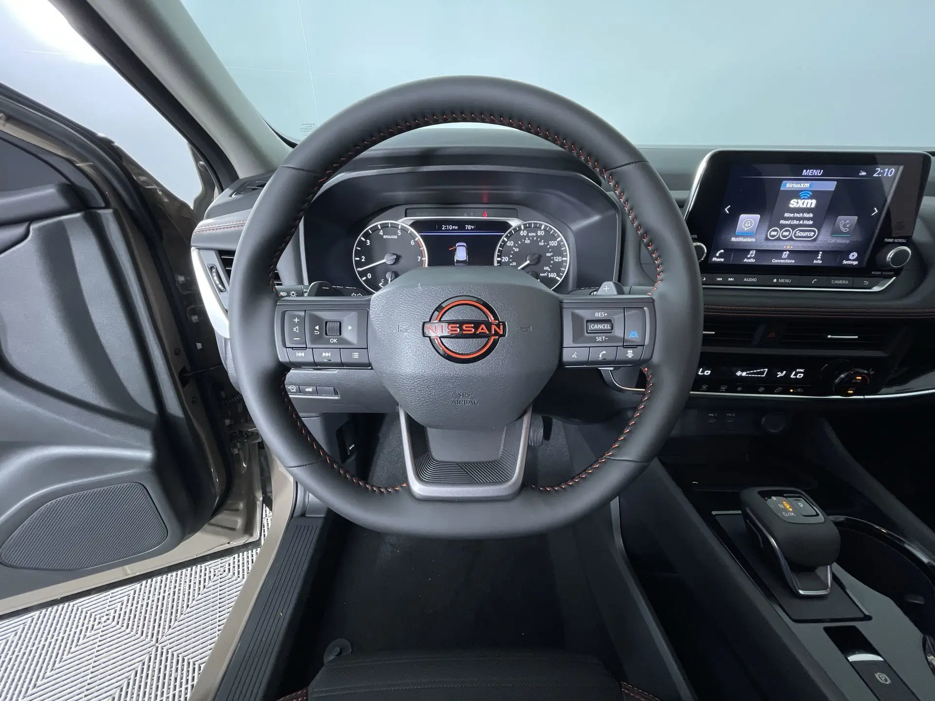 2026 Nissan Rogue SV photo 13