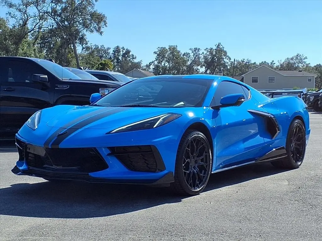 2023 Chevrolet Corvette Stingray 3LT photo 3