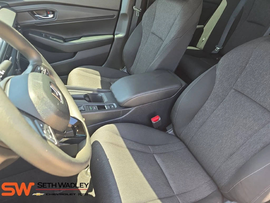 2025 Honda Accord SE - Photo 15