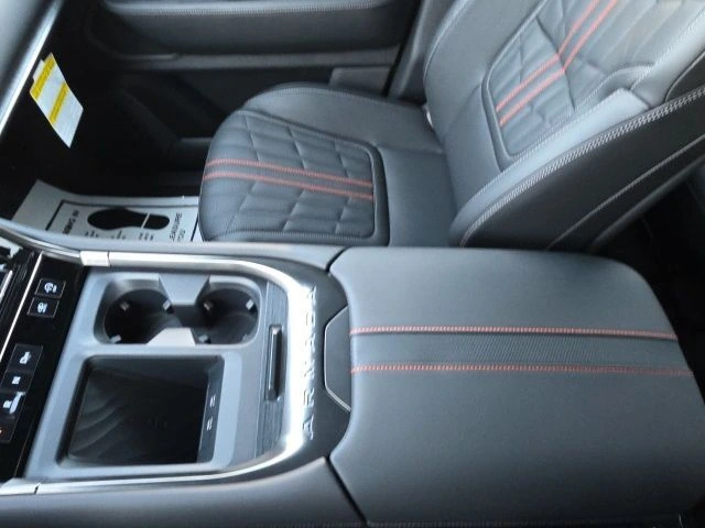 2026 Nissan Armada PRO-4X - Photo 15