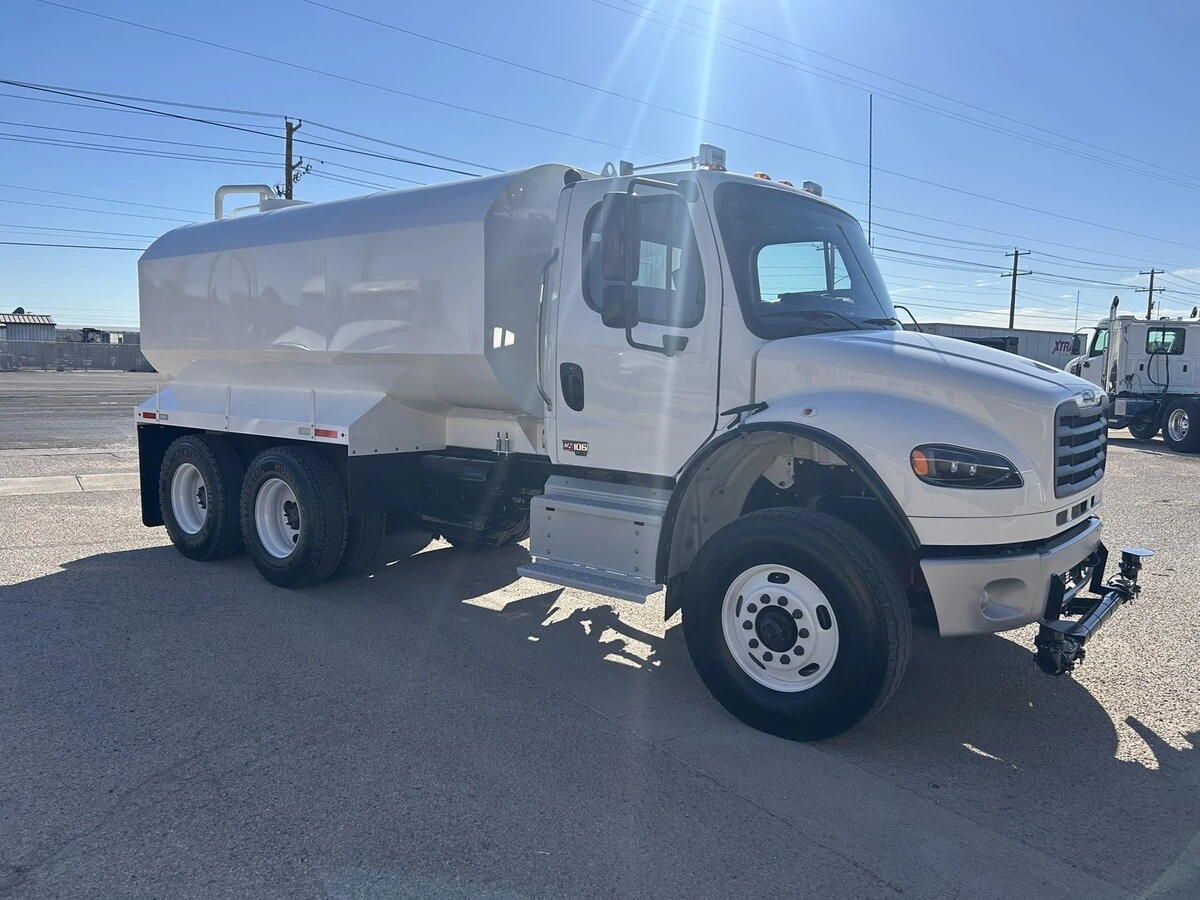 2027 Freightliner M2 106 — photo 6