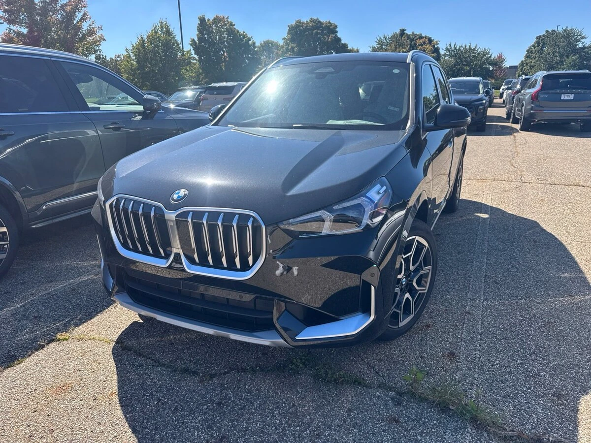 2027 BMW X1 28i