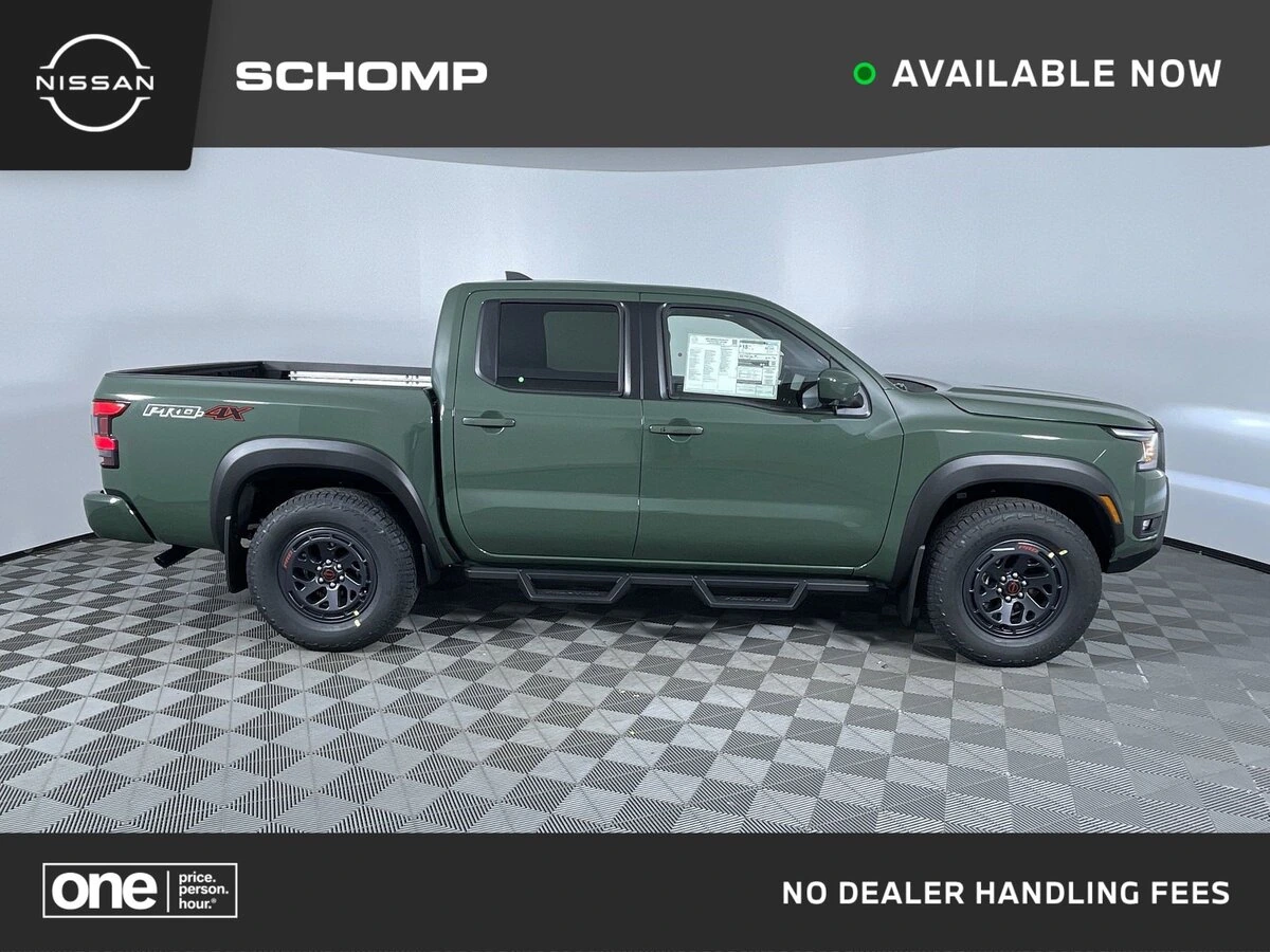 2026 Nissan Frontier PRO-4X's photo