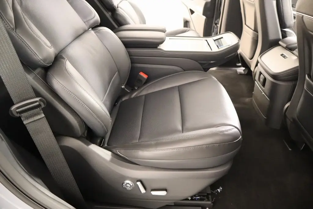 2025 Lincoln Navigator Reserve photo 13