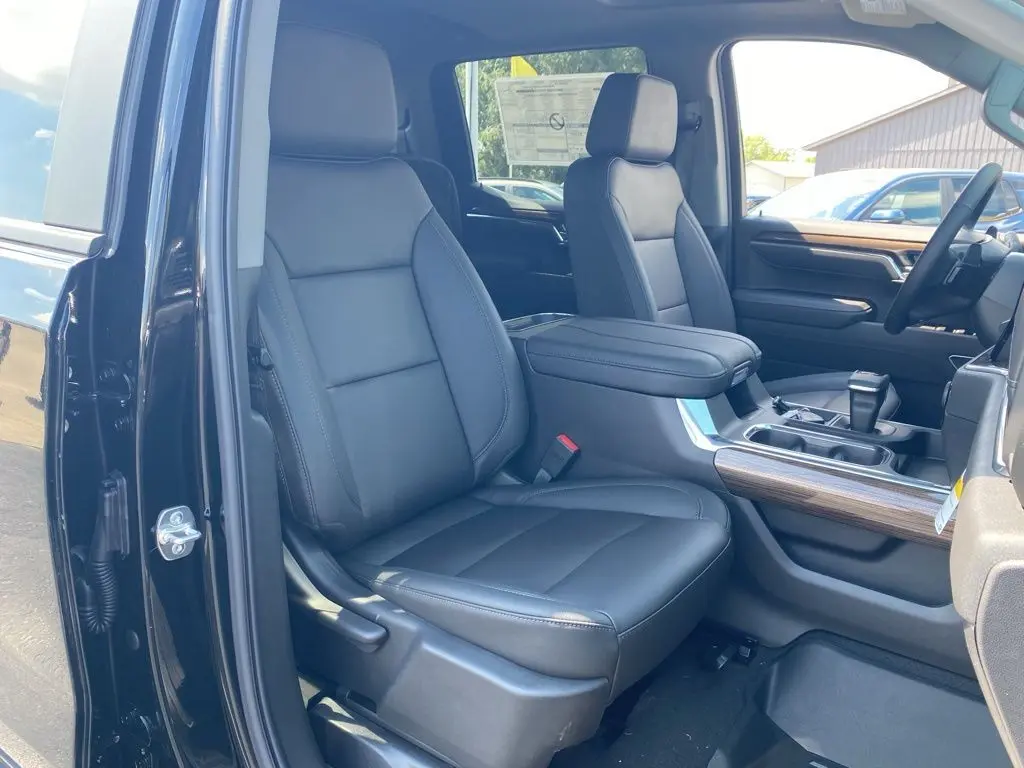 2026 Chevrolet Silverado 1500 LT Trail Boss photo 5