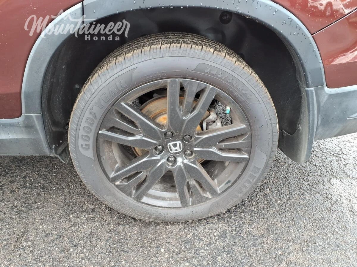 2022 Honda Pilot SE - Photo 18