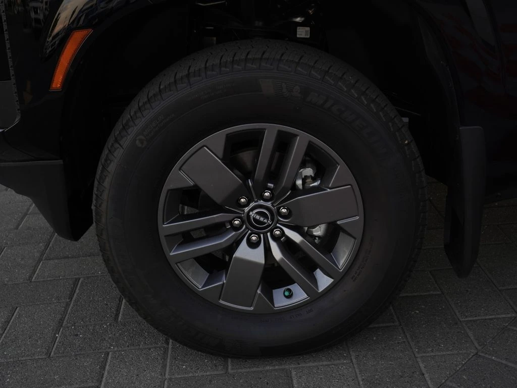 2026 Nissan Frontier SV - Photo 8