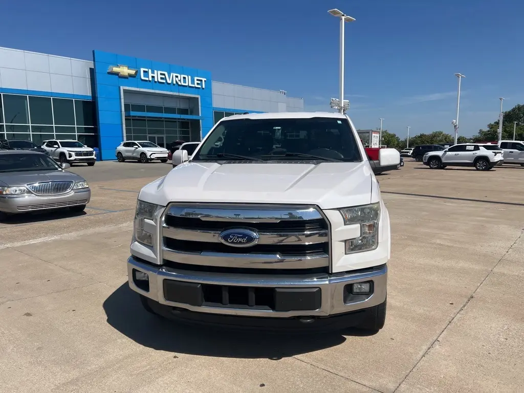 2016 Ford F-150 Lariat photo 3