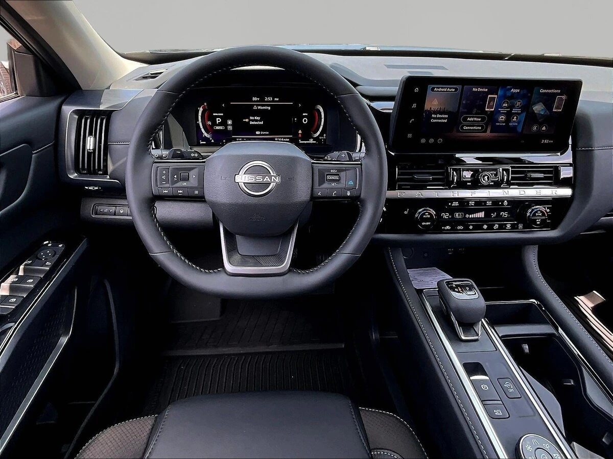 2026 Nissan Pathfinder SL - Photo 8