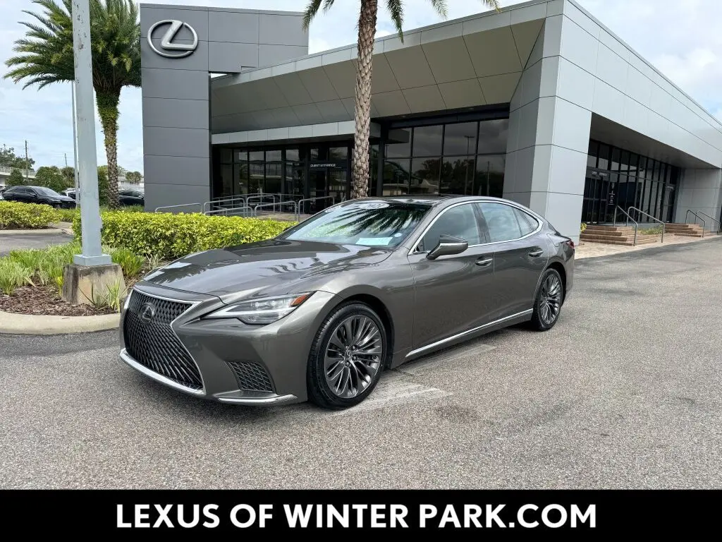 2021 Lexus LS Base's photo