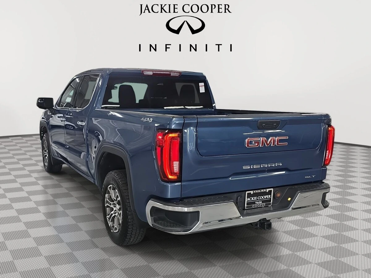 2024 GMC Sierra 1500 SLT - Photo 7