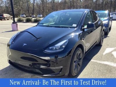 2024 Tesla Model Y Long Range Dual Motor All-Wheel Drive's photo
