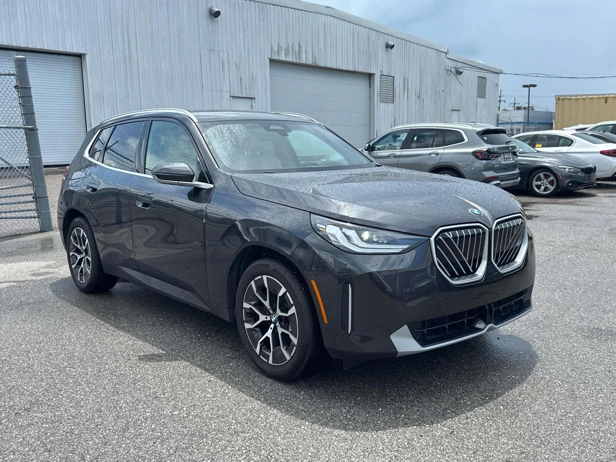 2026 BMW X3 30 XDRIVE's photo