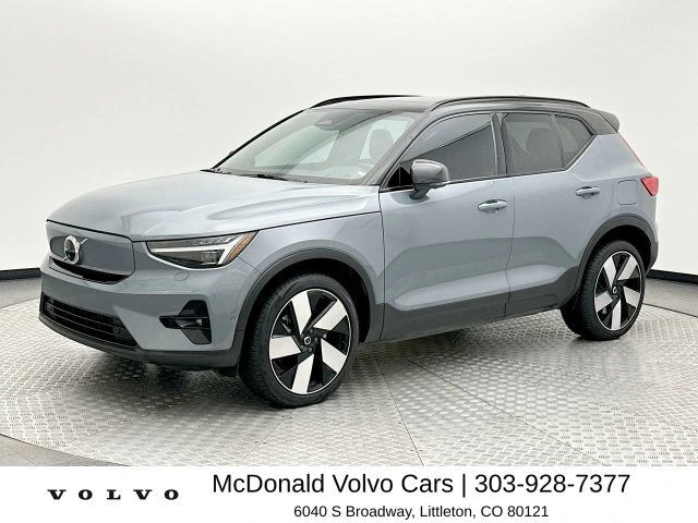 2023 Volvo XC40