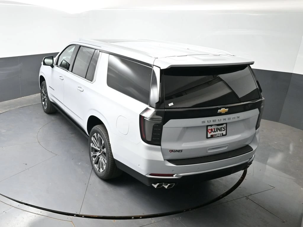 2026 Chevrolet Suburban High Country - Photo 36