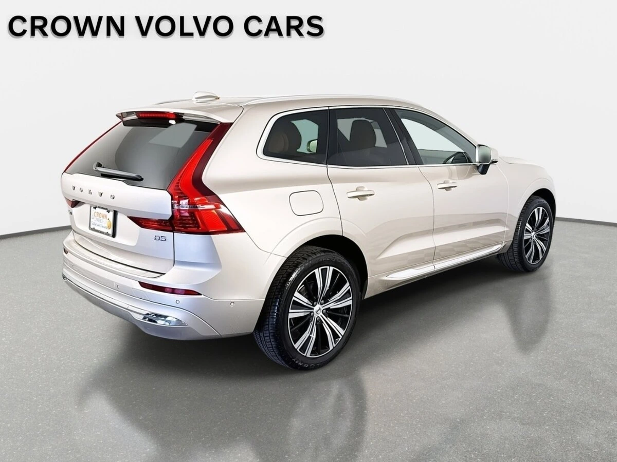2023 Volvo - image 5