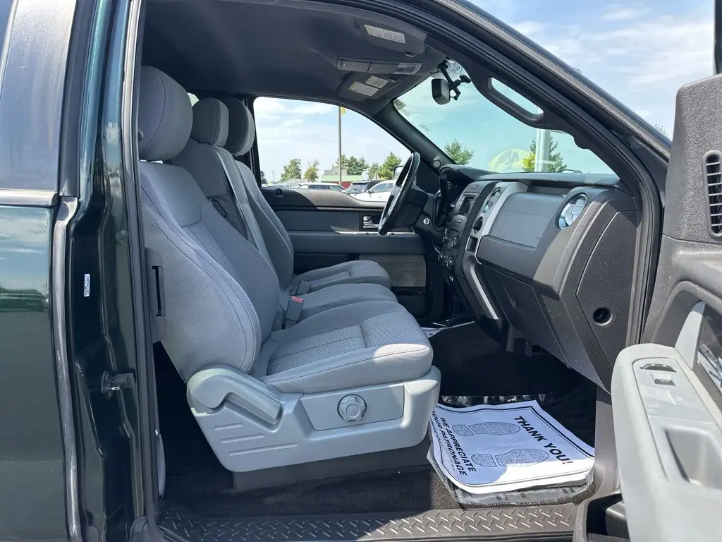 2014 Ford F-150 XLT photo 18