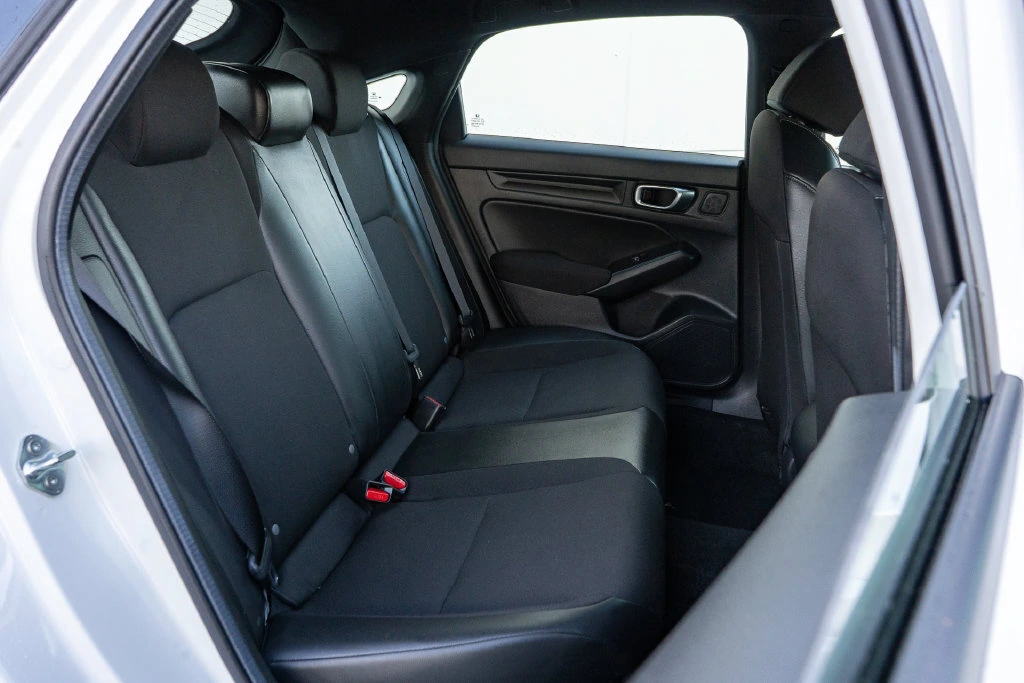 2024 Honda Civic Hatchback Sport - Photo 15