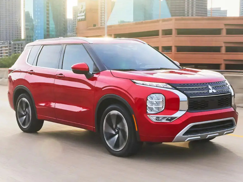 What to Know Before Buying a Used Mitsubishi Outlander