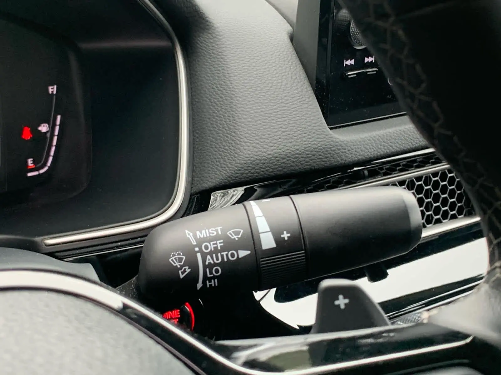 2023 Honda Civic Touring photo 16