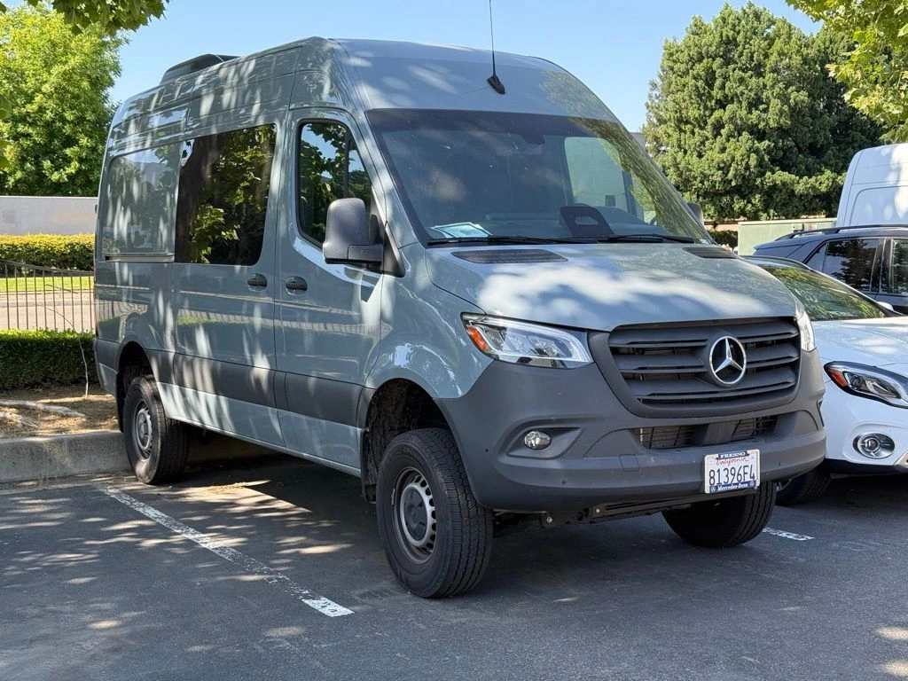 2025 Mercedes-Benz Sprinter 2500 144 WB HO 4x4's photo