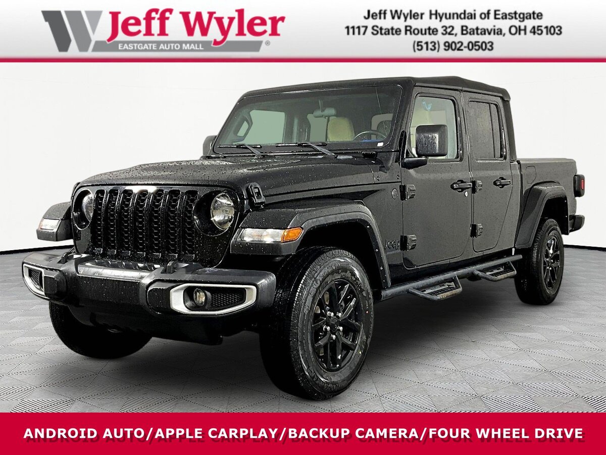 2022 Jeep Gladiator Sport