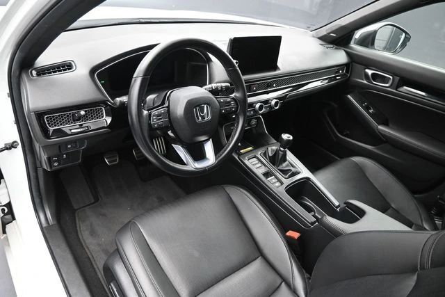 2024 Honda Civic Hatchback Sport Touring - Photo 13